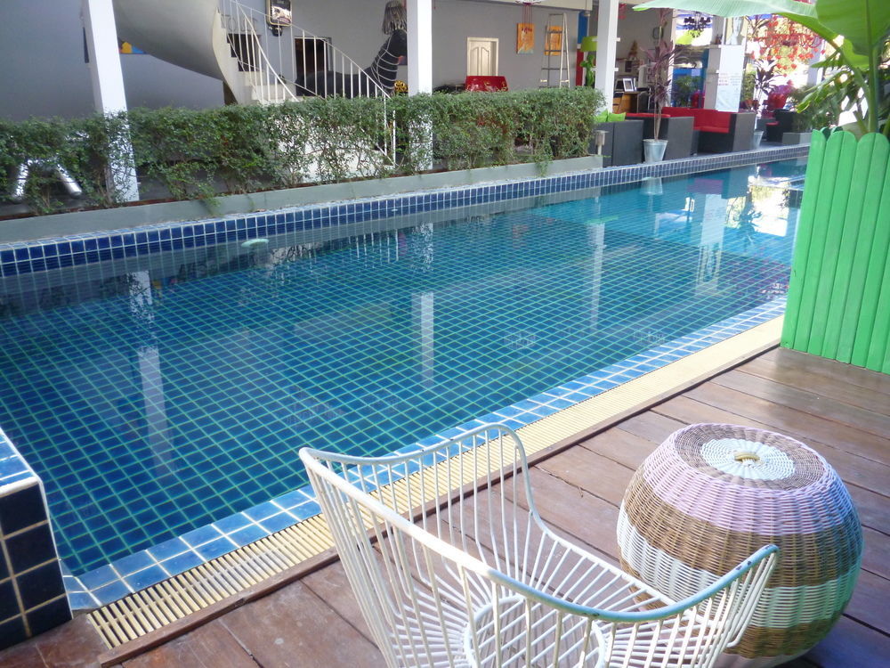 White Rabbit Hostel Siem Reap (Adults Only) Bagian luar foto