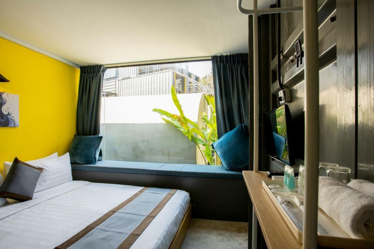 White Rabbit Hostel Siem Reap (Adults Only) Bagian luar foto